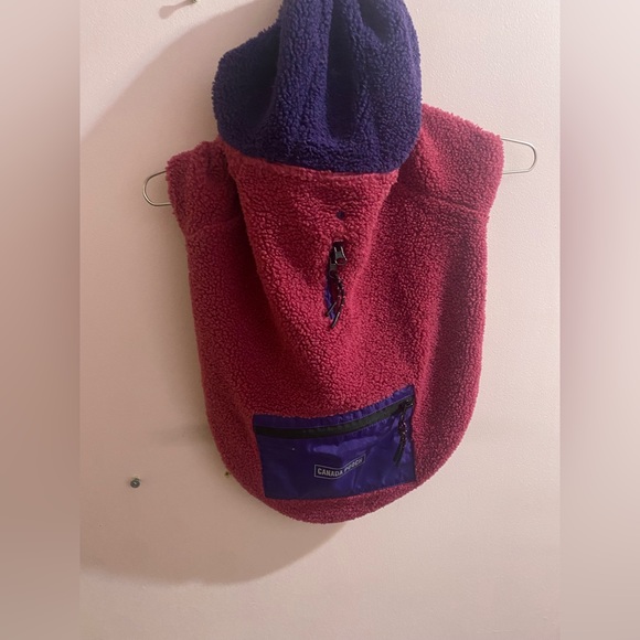 COPY - Canada Pooch hoodie - Picture 3 of 3